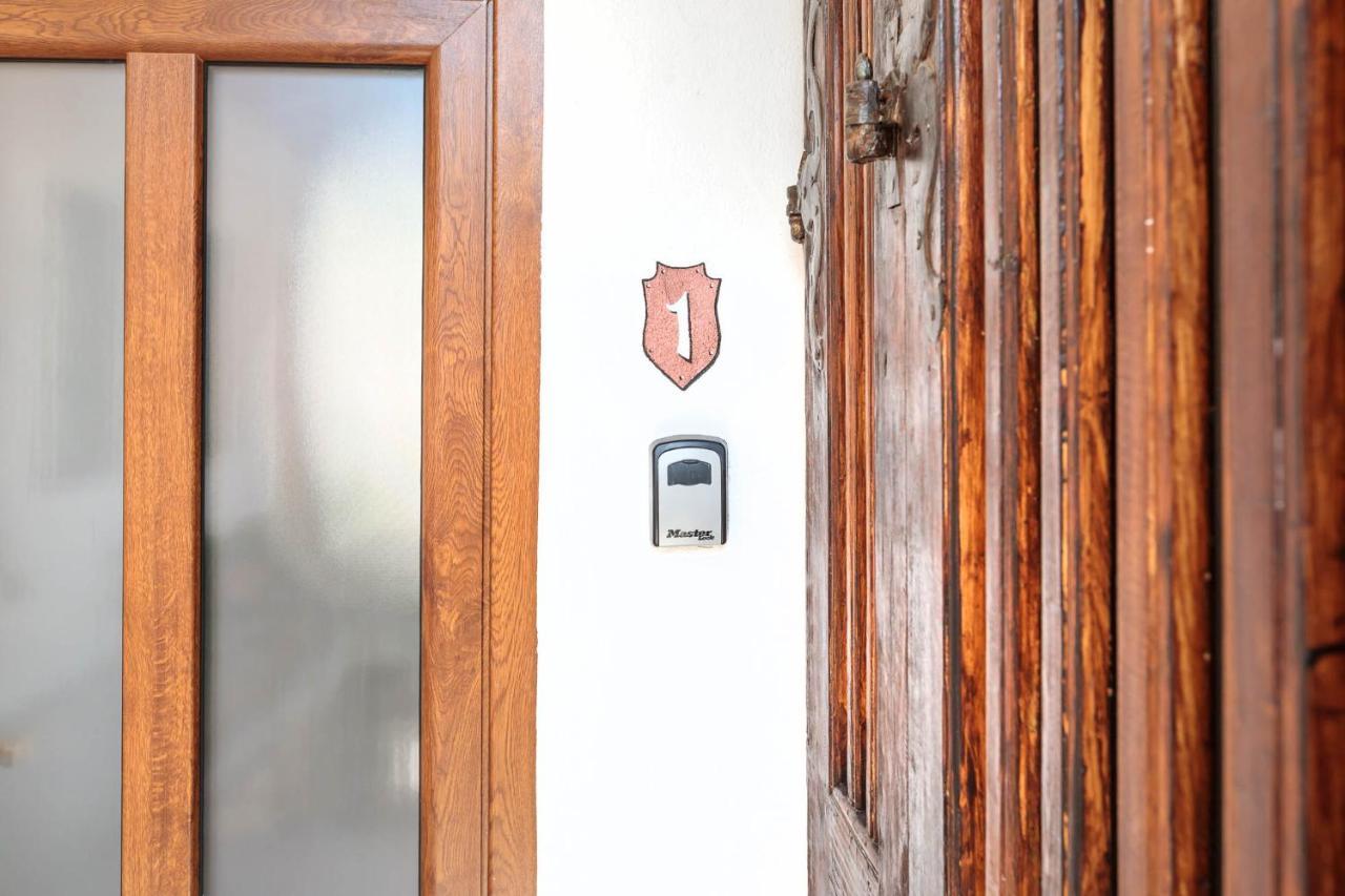 Saint John'S 22 Brasov Apartment Exterior photo