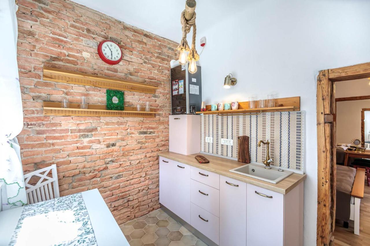 Saint John'S 22 Brasov Apartment Exterior photo